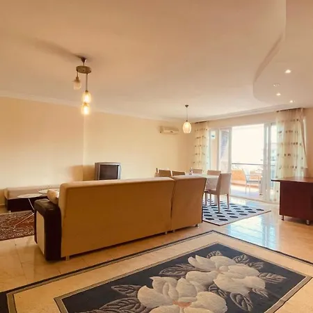 River Side Mountain, River And Sea Together Appartement Alanya
